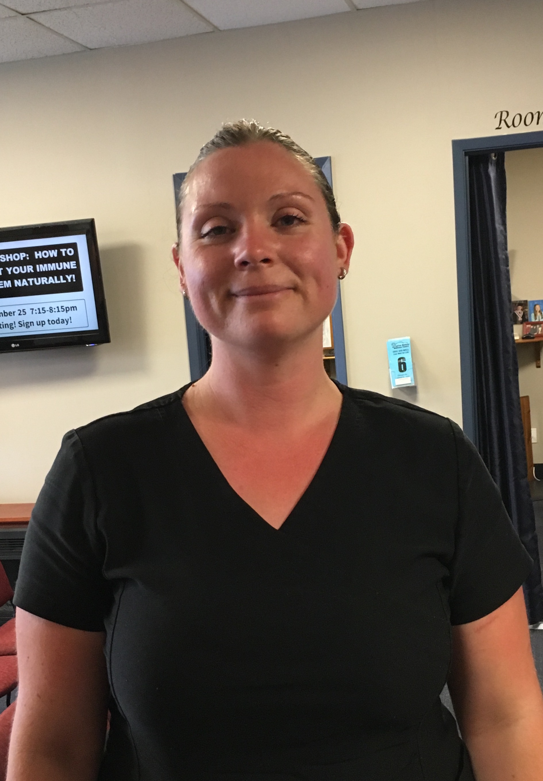 Laura Registered Massage Therapist Chiropractor Brampton On Canada